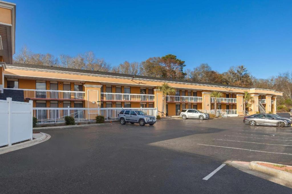 Rodeway Inn Lumberton Exteriör bild
