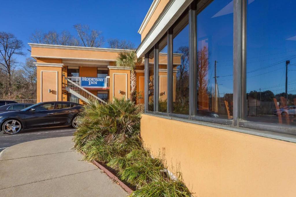 Rodeway Inn Lumberton Exteriör bild